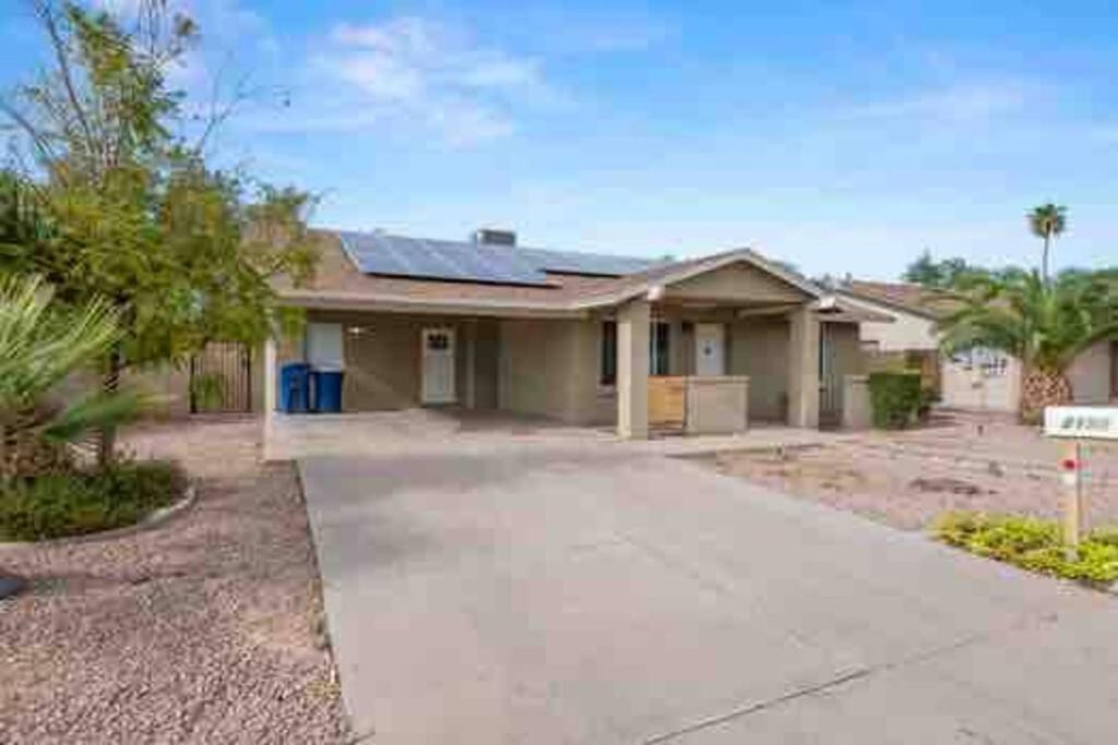 Spacious Cozy Home In Tempe Jacuzzi Pool King Bed! Extérieur photo