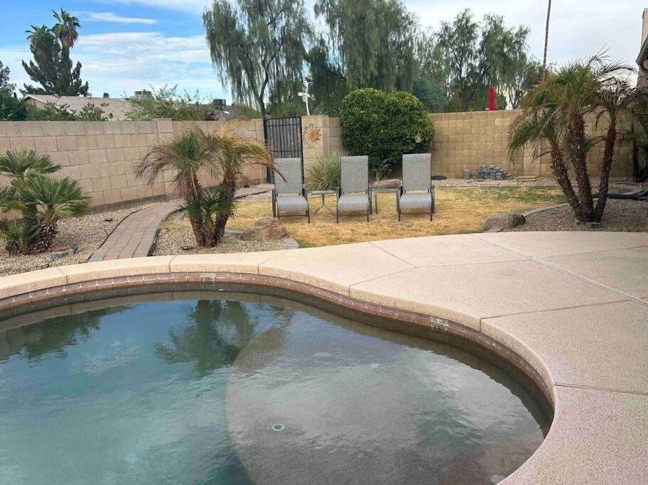 Spacious Cozy Home In Tempe Jacuzzi Pool King Bed! Extérieur photo